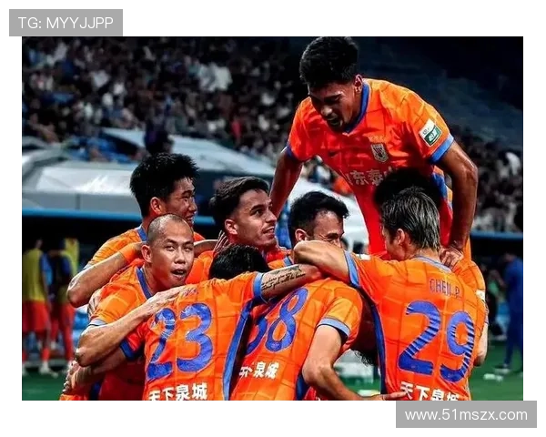 瓜里拉帕冷静推射斩获中超首球